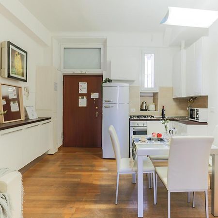 The Best Rent - Apartment Near Navigli Milaan Buitenkant foto
