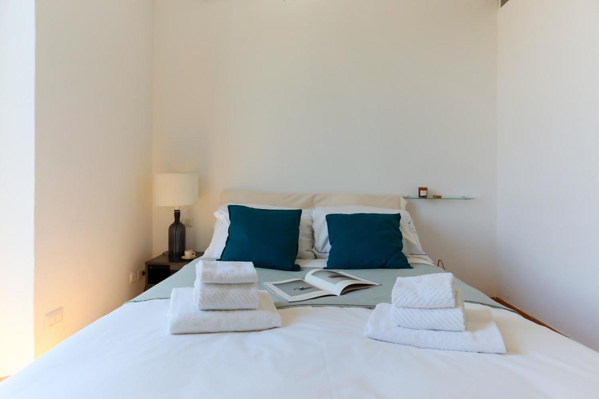 The Best Rent - Apartment Near Navigli Milaan Buitenkant foto