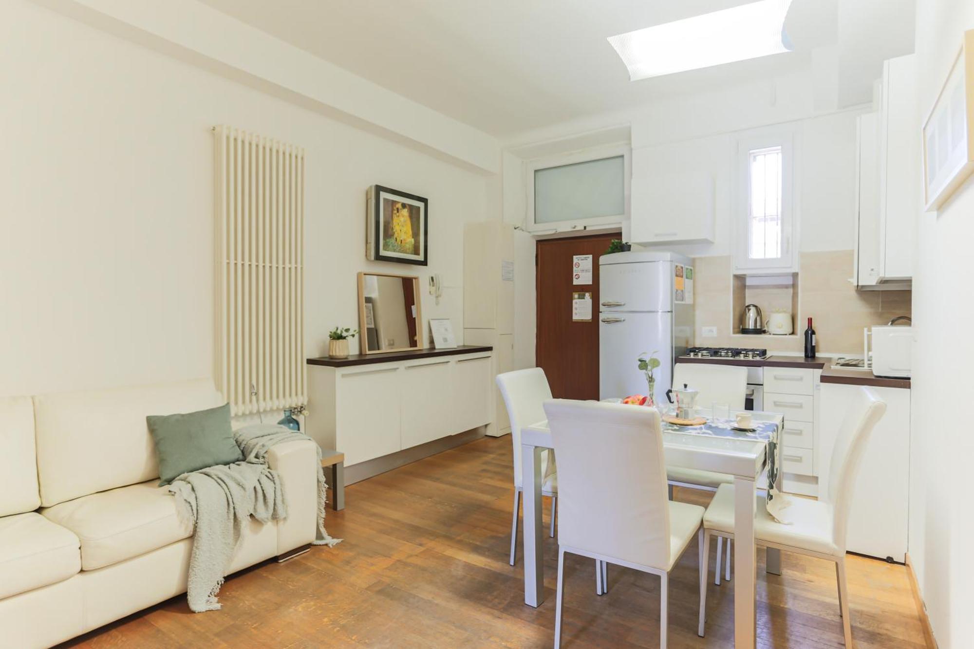 The Best Rent - Apartment Near Navigli Milaan Buitenkant foto