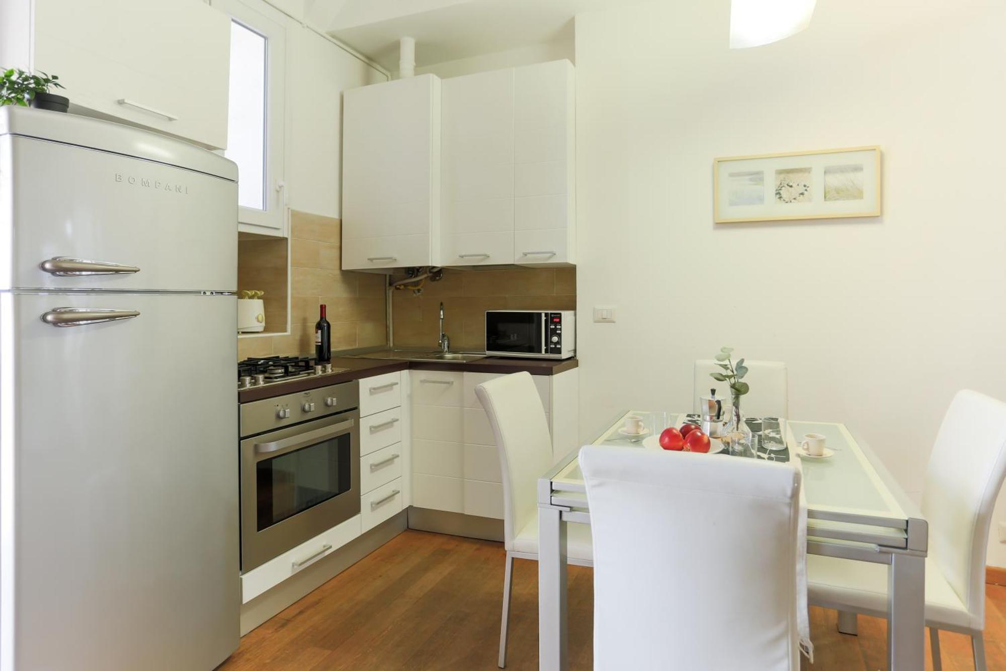 The Best Rent - Apartment Near Navigli Milaan Buitenkant foto